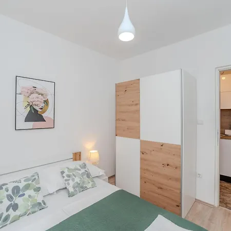 With Parking Space - 22930 * Vir