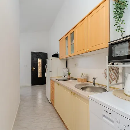 Appartement With Parking Space - 22930 Vir