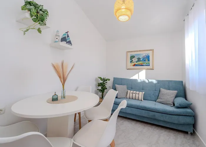 With Parking Space - 22930 Апартаменты